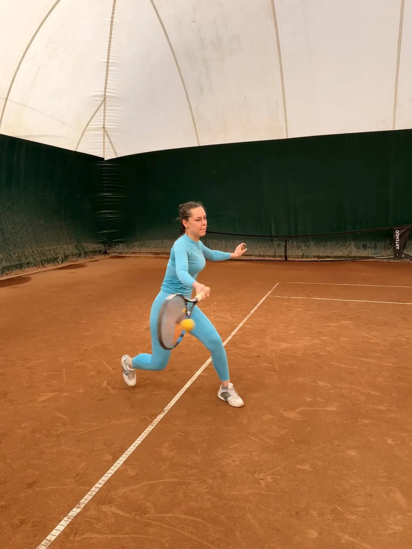 Antrenament tenis tehnica Brasov profesionist